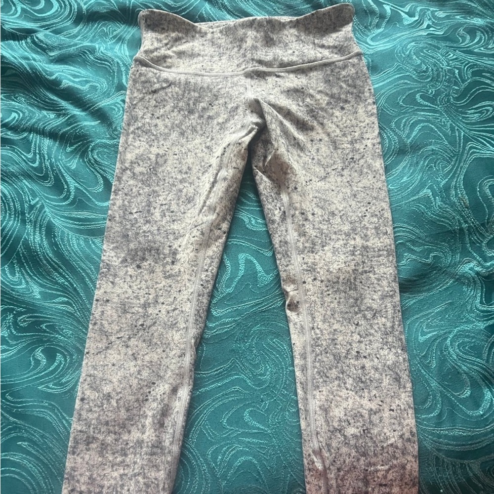 Lululemon leggings size small